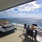 The Wave House - Two Bedroom Flat Apartament *