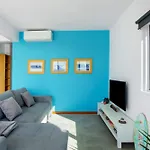 The Wave House - Two Bedroom Flat *