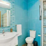 Appartamento The Wave House - Two Bedroom Flat *
