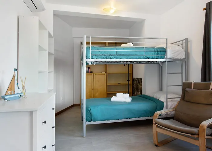 The Wave House - Two Bedroom Flat