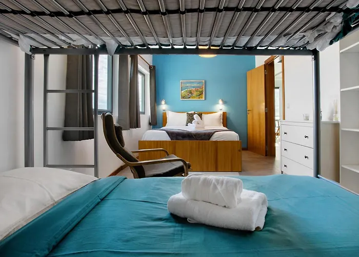 The Wave House - Two Bedroom Flat * 滨海雅尔丁