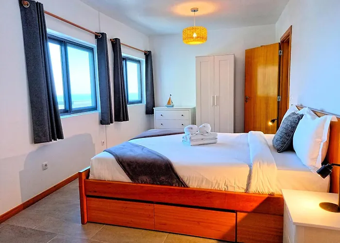 The Wave House - Two Bedroom Flat